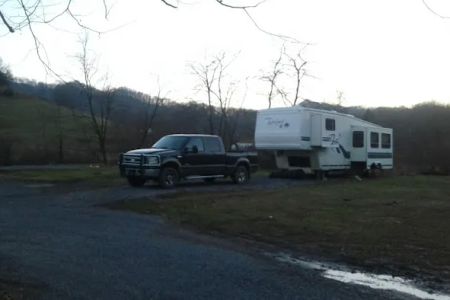 Vine Circle Trailer Park