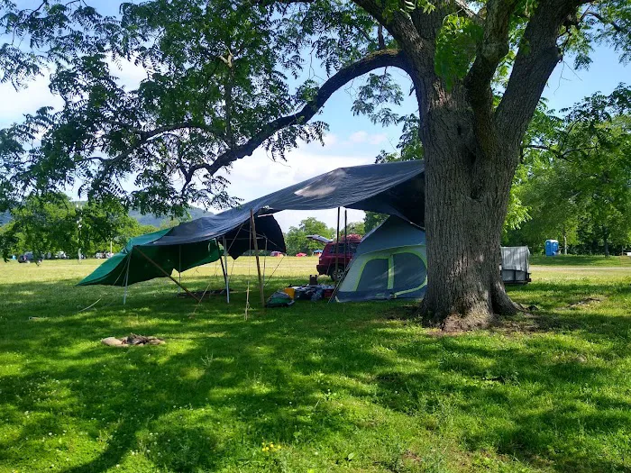 Graves Mountain Farm Campground 10