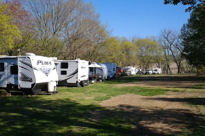 Riverside camping 3