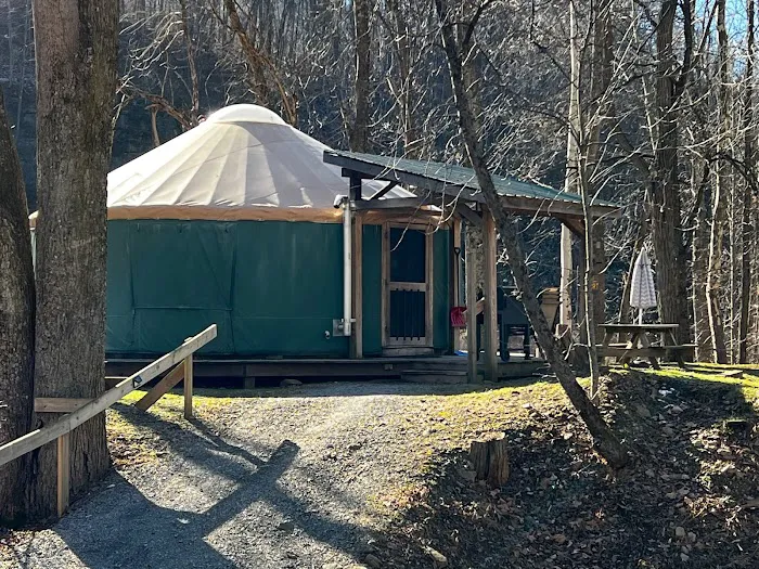 Revelle's River Resort 6