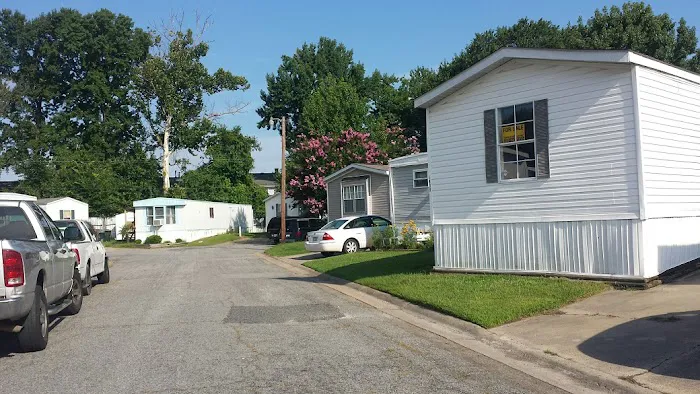 Homecrest Mobile Home Community 7