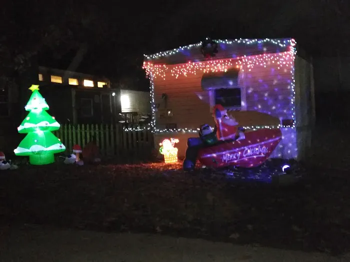 Davis Mobile Home & RV Park 7