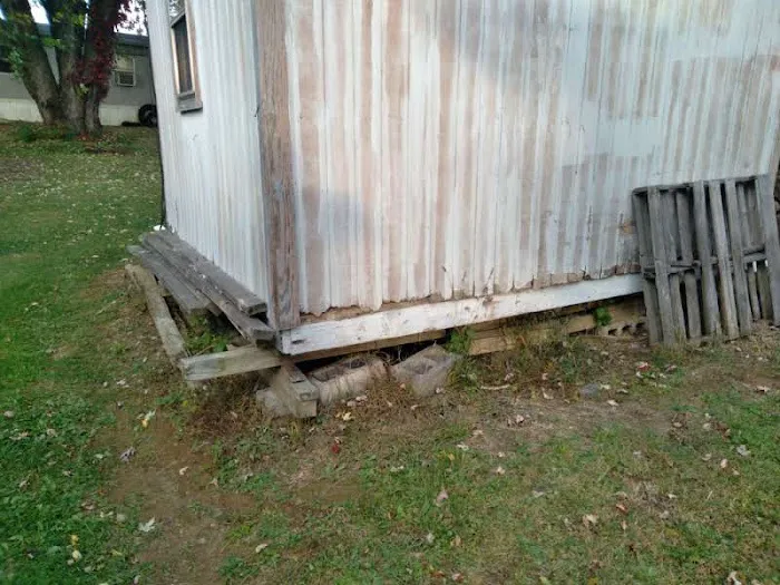 Chesapeake Village Community Mobile Homes 8