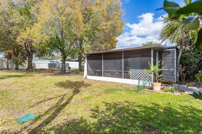 Sunset Village Mobile Home Park 5