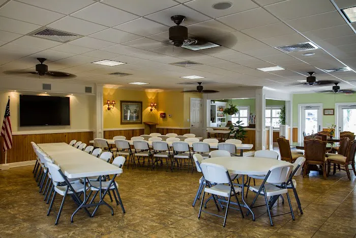 Waterside Club 8