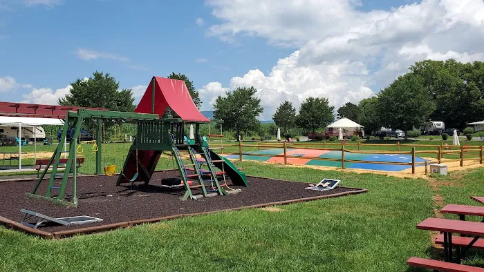 Spacious Skies Campgrounds - Shenandoah Views 5