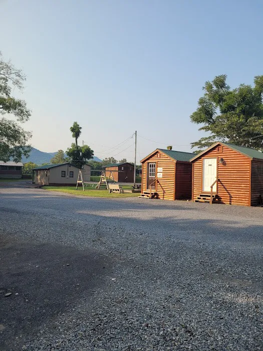 Riverside Cabins & RV Park 3