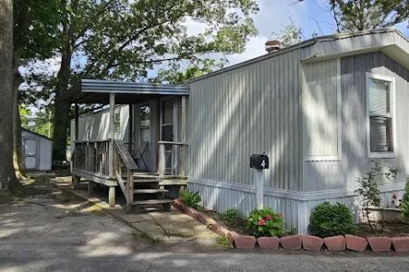 VA Norfolk Mobile Home Community