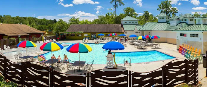 Holiday Trav-L-Park 9
