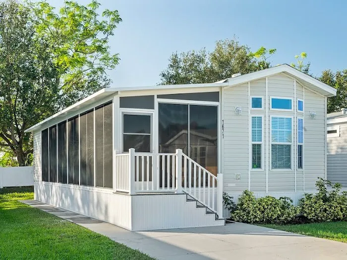 Sun Outdoors Sarasota 6