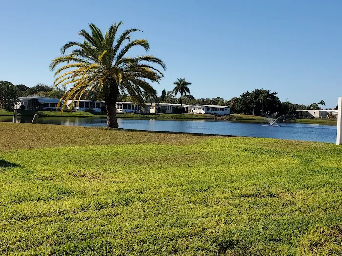 Pescara Lake Community 4