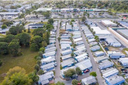 Luxor Mobile Home Community