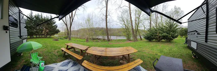 Sweetwater RV 4