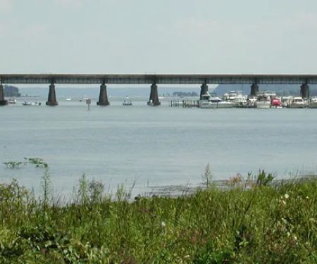 Holiday Harbor RV Park & Marina