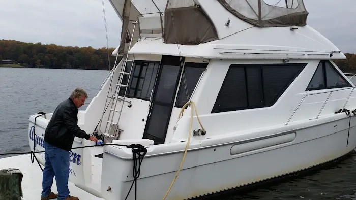 Holiday Harbor RV Park & Marina 8