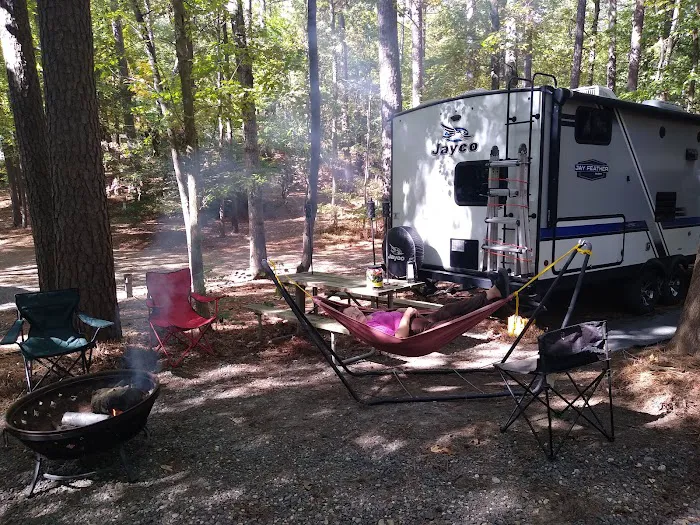 Aquia Pines Camp Resort 9