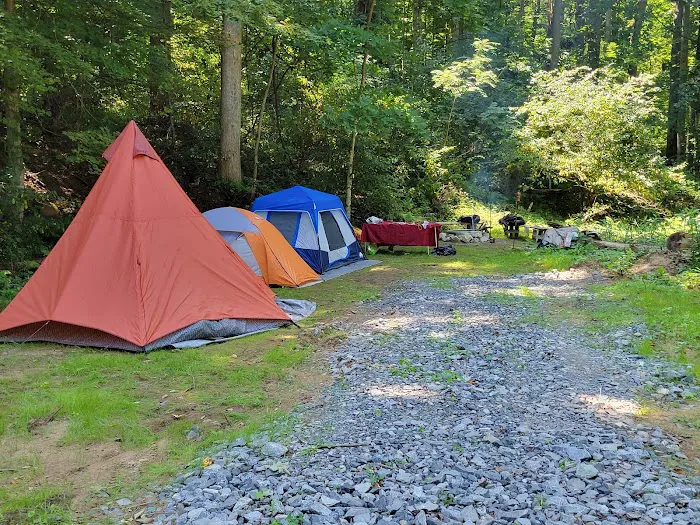 Brooklyn Heights Riverfront Campground 3