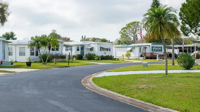 Saralake Estates 1
