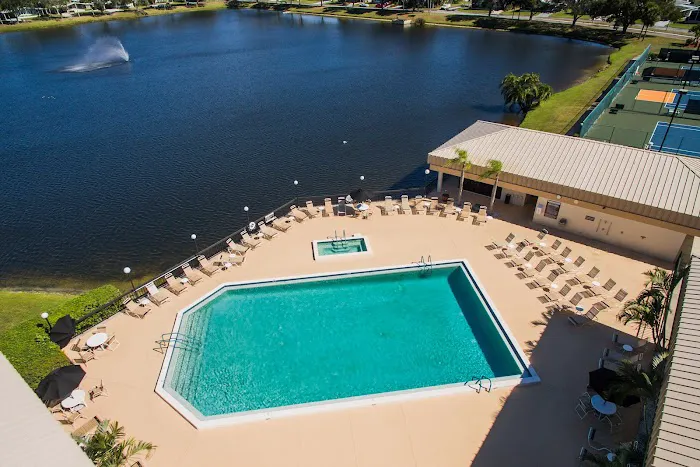 Camelot Lakes Village 3