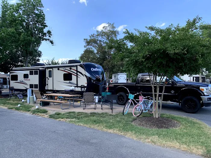 Bethpage Camp-Resort 9