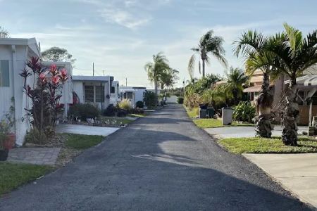 Royal Palms Mobile Home Park