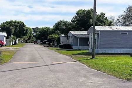 Manatee Mobile Home & RV Park