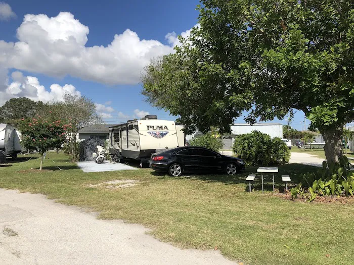 Easy Livin' RV Park 2