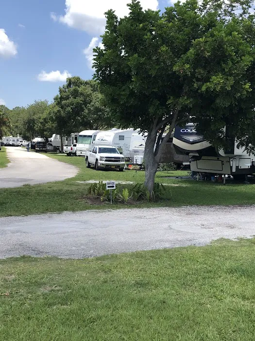 Easy Livin' RV Park 3