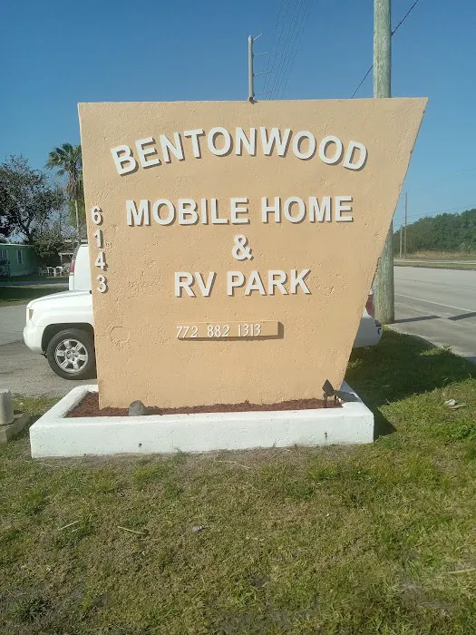 Bentonwood Mobile Home Park 10