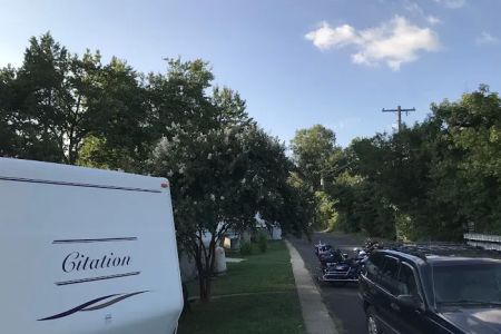 Gillespies Mobile Court