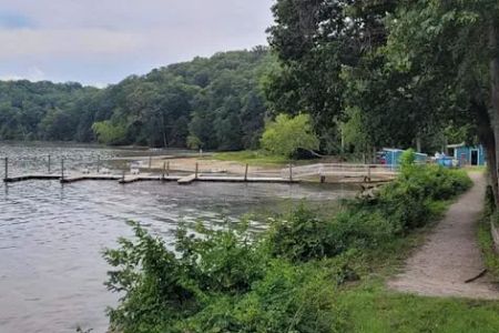 Pohick Bay Campground and Park Office