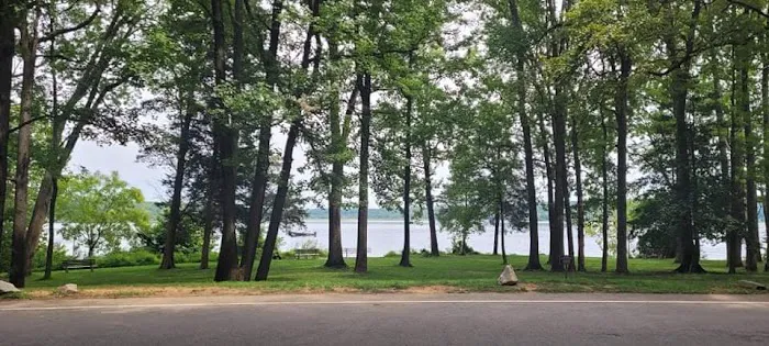 Pohick Bay Campground and Park Office 8