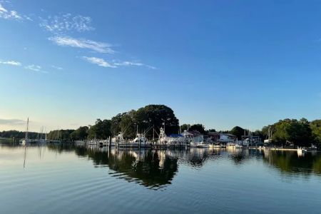 Dennis Point Marina & Campground