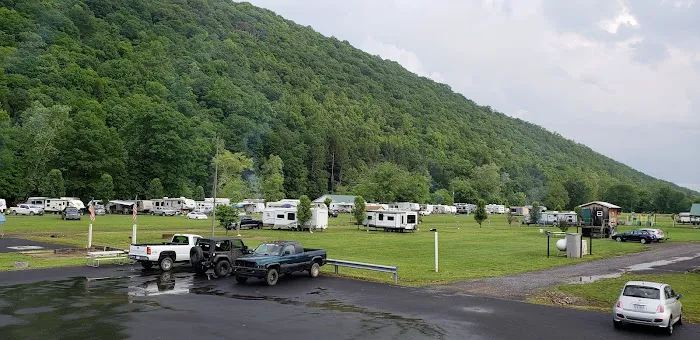 Eagle's Nest Campground 2