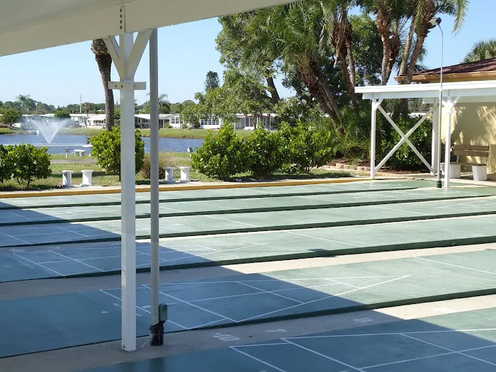 Spanish Lakes Mobile Home Park 6
