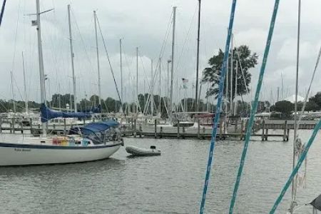 Zahnisers Mooring Field