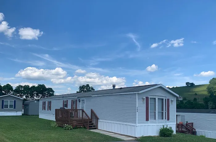 Bluegrass Village Pointe Mobile Home Park 3