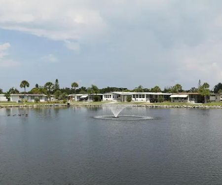 Bay Lake Estates
