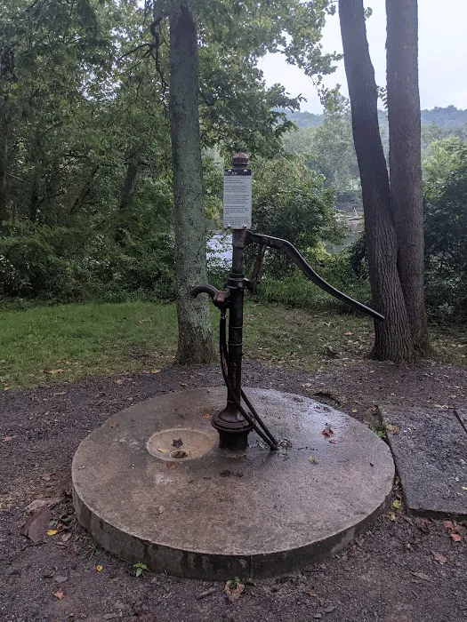 Devils Alley Hiker-Biker Campsite 8