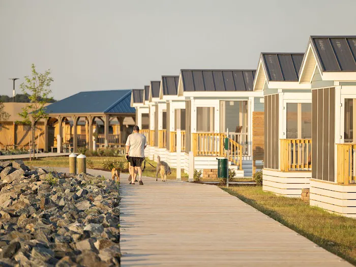 Chincoteague Bay RV Resort & Cottages 4