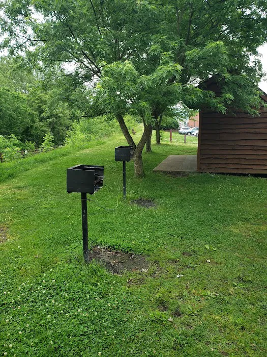 Stewart's Crossing Campground & Adirondack Shelters 9