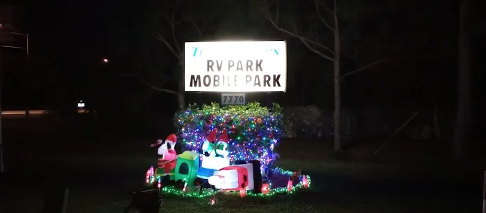 Twin Rivers RV & Mobile Home Park 10