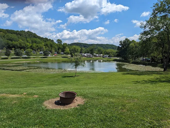 Fox Den Acres Campgrounds 8