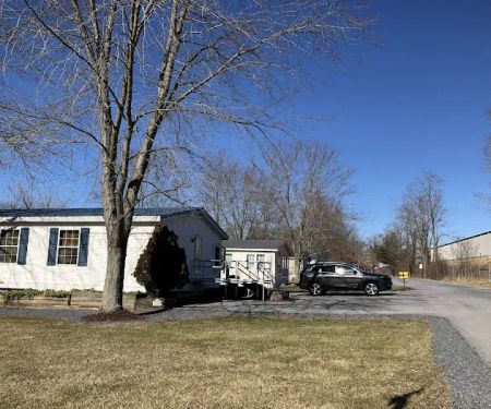 Oak Ridge Mobile Home Court