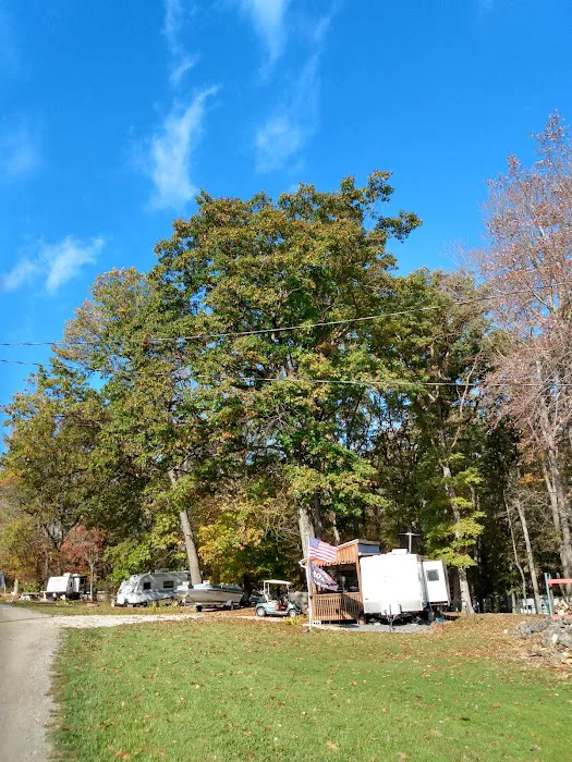 L & M Campground 9