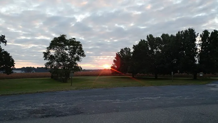 Holiday Park Campground 9