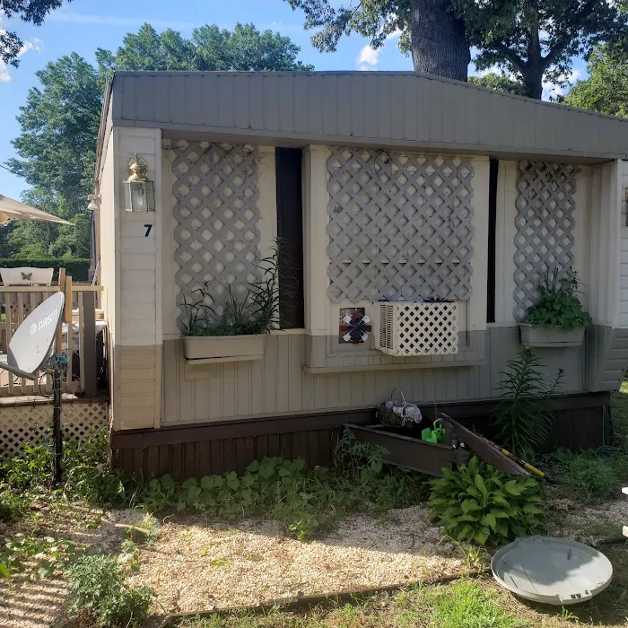 Pine Springs Mobile Home Park 4