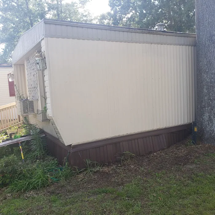 Pine Springs Mobile Home Park 10