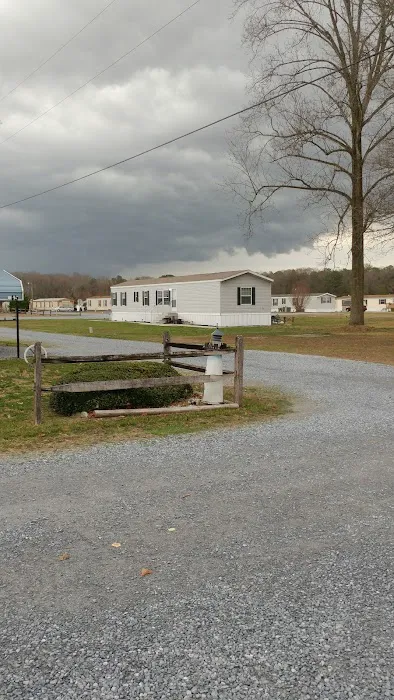 Country Living Mobile Court 1
