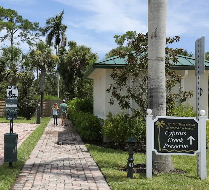Palm Beach Motorcoach Resort 6